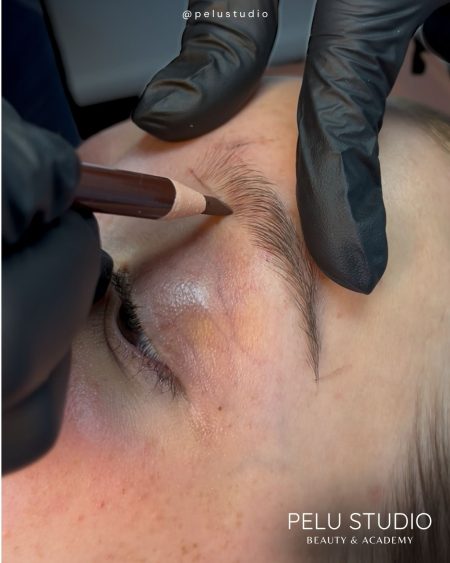 Pelu Studio Brows Magic Diseño y Perfilado de cejas